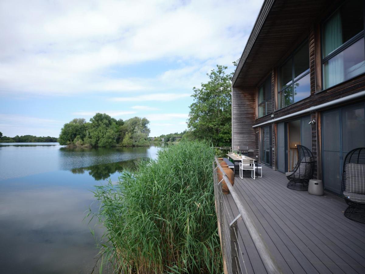 The Lakes By Yoo Lechlade Exteriör bild