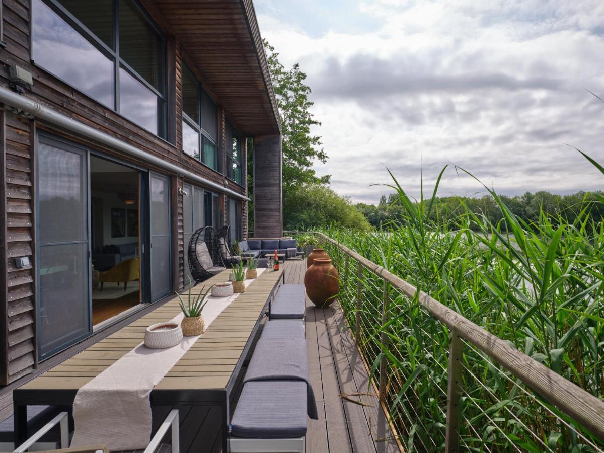 The Lakes By Yoo Lechlade Exteriör bild